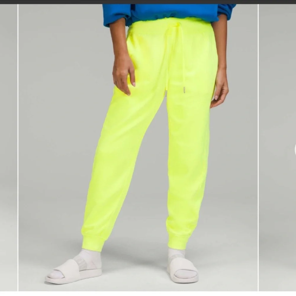 Lululemon Scuba Pants RARE Cotton Terry Joggers With Drawstrint NEW NWT $128